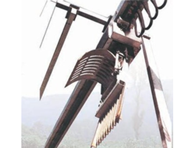 GSCY型鏟抓移動除(chú)污機